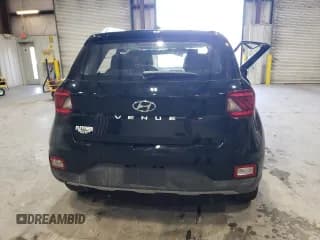 ✅ 2024 Hyundai Venue SEL • VIN: KMHRC8A37RU337692 • Lot: 49122875. Listed on Copart with 3,039 mi. Free auction sales archive from the USA and detailed vehicle history report at DreamBid. Image 6.