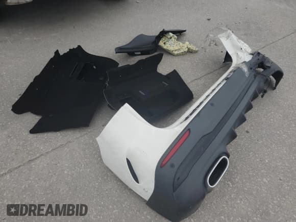 ✅ 2023 Mercedes-Benz GLA 250 • VIN: W1N4N4GB7PJ425004 • Лот: 66838895. Опубликован ранее на Copart с пробегом 47 721 миль. Бесплатный доступ к архиву аукционных продаж из США и подробный отчёт об истории автомобиля на DreamBid. Изображение 12.