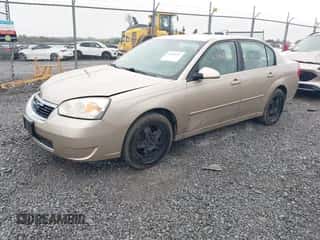 2008 Chevrolet Malibu Classic LT z VIN 1G1ZT58N48F100440, wystawiony jako IAAI lot #43265717 z przebiegiem 172 612 mil mil oraz . Historia ofert i sprzedaży dostępna na DreamBid. Obrazek 2.