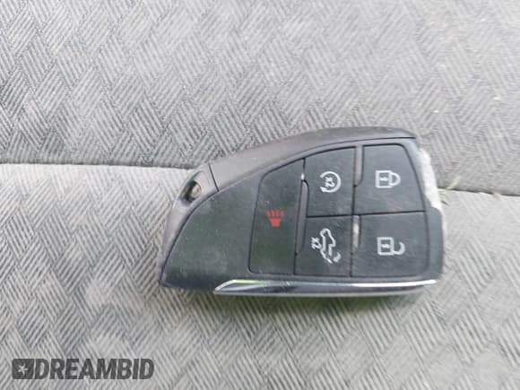 ✅ 2023 Chevrolet Silverado 1500 Custom • VIN: 1GCPABEK7PZ222199 • Lot: 42552747. Wystawiony na IAAI z przebiegiem 30 690 mil. Bezpłatny archiwum sprzedaży aukcyjnych z USA i szczegółowy raport historii pojazdu na DreamBid. Zdjęcie 11.