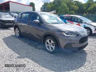 ✅ 2024 Honda HR-V LX • VIN: 3CZRZ2H32RM778022 • Lot: 43074812. Wystawiony na IAAI z przebiegiem 28 469 mil. Bezpłatny archiwum sprzedaży aukcyjnych z USA i szczegółowy raport historii pojazdu na DreamBid. Zdjęcie 1.