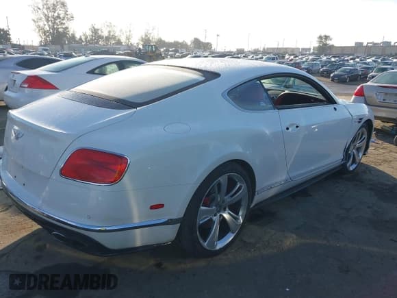 ✅ 2017 Bentley Continental GT • VIN: SCBFH7ZA2HC060883 • Lot: 41471595. Listed on IAAI with 45,783 mi. Free auction sales archive from the USA and detailed vehicle history report at DreamBid. Image 4.