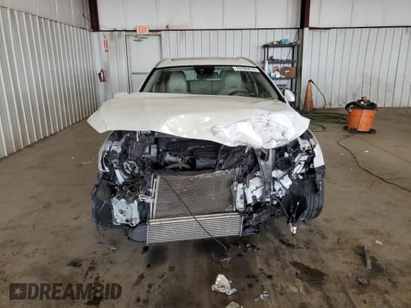 ✅ 2015 Volvo V60 T5 Premier Plus • VIN: YV1612SC2F1193341 • Lot: 79799414. Listed on Copart with 89,544 mi. Free auction sales archive from the USA and detailed vehicle history report at DreamBid. Image 5.