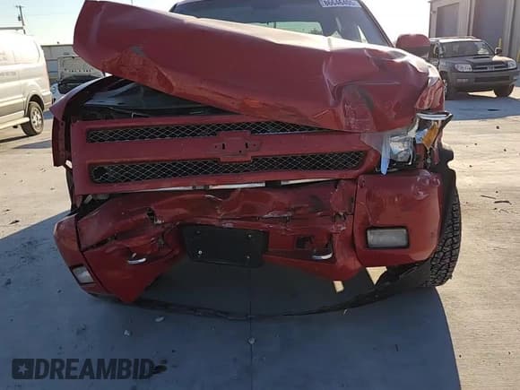 ✅ 2011 Chevrolet Silverado 1500 LT • VIN: 3GCPKSE39BG314929 • Lot: 86646405. Listed on Copart with 148,903 mi. Free auction sales archive from the USA and detailed vehicle history report at DreamBid. Image 14.