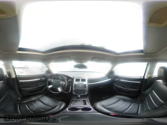 2008 Dodge Charger R/T с VIN 2B3KA53H58H174711, выставлен на аукционе Copart как лот 73596564 с пробегом 194 102 миль миль и Списание • Salvage title. История ставок и продаж доступна на DreamBid. Изображение 13.