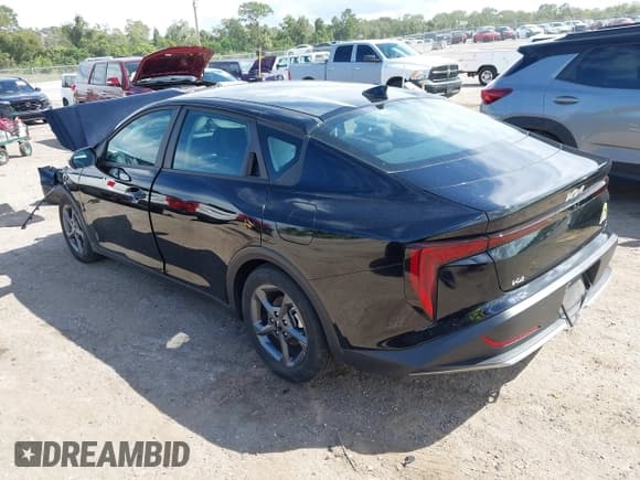 ✅ 2025 Kia K4 LXS • VIN: 3KPFT4DE5SE023248 • Lot: 43424978. Listed on IAAI with 10,407 mi. Free auction sales archive from the USA and detailed vehicle history report at DreamBid. Image 3.
