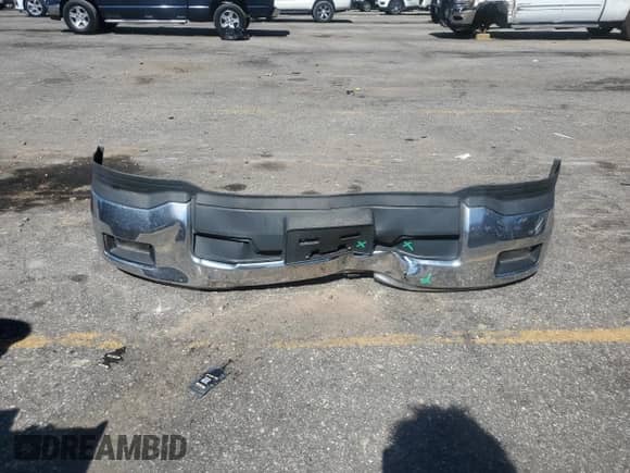 2015 Chevrolet Silverado 1500 LT with VIN 1GCRCREC1FZ439153, listed as a Copart auction lot 85944105 with 196,972 mi miles and Salvage title. Bid and sale history available at DreamBid. Image 12.