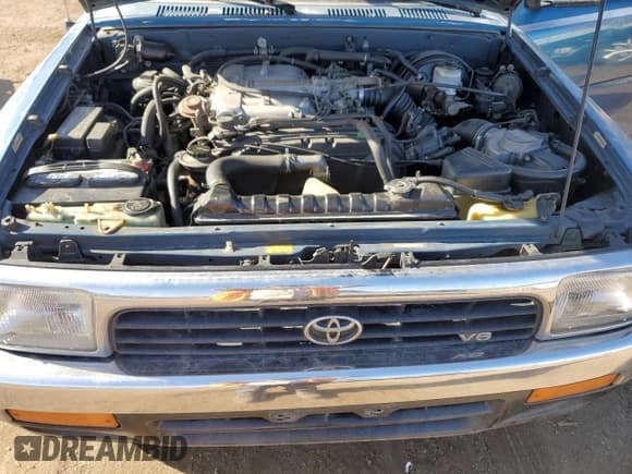 ✅ 1992 Toyota 4Runner • VIN: JT3VN39W6N8037700 • Lot: 51625535. Listed on Copart with 249,892 mi. Free auction sales archive from the USA and detailed vehicle history report at DreamBid. Image 12.