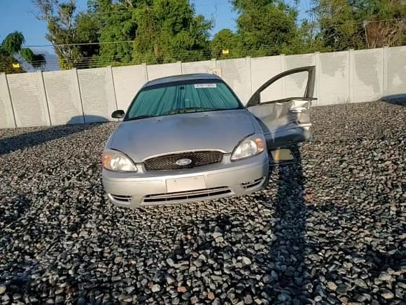 ✅ 2006 Ford Taurus SE • VIN: 1FAHP53U06A217356 • Лот: 87071325. Опубликован ранее на Copart с пробегом 127 190 миль. Бесплатный доступ к архиву аукционных продаж из США и подробный отчёт об истории автомобиля на DreamBid. Изображение 14.