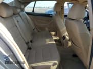 ✅ 2007 Volkswagen Jetta 2.5 • VIN: 3VWRF71K07M011261 • Lot: 50465785. Listed on Copart with 58,476 mi. Free auction sales archive from the USA and detailed vehicle history report at DreamBid. Image 10.