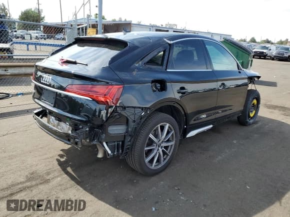 ✅ 2023 Audi SQ5 Sportback Premium Plus • VIN: WA124AFY6P2071504 • Лот: 58784334. Опубликован ранее на Copart с пробегом 3 934 миль. Бесплатный доступ к архиву аукционных продаж из США и подробный отчёт об истории автомобиля на DreamBid. Изображение 3.