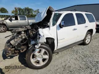2008 Chevrolet Tahoe LTZ с VIN 1GNFC13078R163293, выставлен на аукционе Copart как лот 80201545 с пробегом 228 289 миль миль и Списание • Salvage title. История ставок и продаж доступна на DreamBid. Изображение 1.