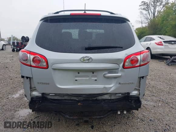 2010 Hyundai Santa Fe SE с VIN 5NMSH4AG4AH355288, выставлен на аукционе IAAI как лот 43396362 с пробегом 221 786 миль миль и . История ставок и продаж доступна на DreamBid. Изображение 17.