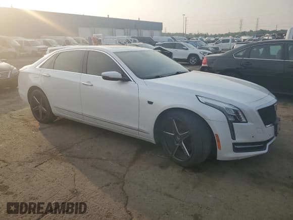 ✅ 2017 Cadillac CT6 AWD • VIN: 1G6KB5RS0HU140190 • Lot: 59686645. Listed on Copart with 111,514 mi. Free auction sales archive from the USA and detailed vehicle history report at DreamBid. Image 4.