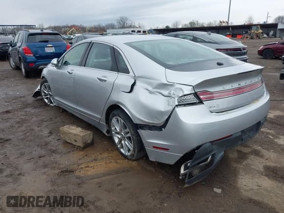 ✅ 2013 Lincoln MKZ • VIN: 3LN6L2GK0DR823324 • Lot: 41954237. Listed on IAAI with 135,077 mi. Free auction sales archive from the USA and detailed vehicle history report at DreamBid. Image 3.