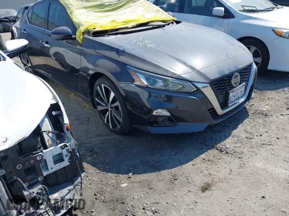 ✅ 2022 Nissan Altima Platinum • VIN: 1N4BL4FW5NN312768 • Lot: 42478151. Wystawiony na IAAI z przebiegiem 37 859 mil. Bezpłatny archiwum sprzedaży aukcyjnych z USA i szczegółowy raport historii pojazdu na DreamBid. Zdjęcie 1.