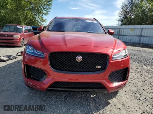 ✅ 2018 Jaguar F-Pace S • VIN: SADCM2FV5JA350031 • Lot: 67951055. Wystawiony na Copart z przebiegiem 54 784 mil. Bezpłatny archiwum sprzedaży aukcyjnych z USA i szczegółowy raport historii pojazdu na DreamBid. Zdjęcie 5.