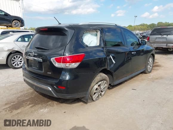 ✅ 2016 Nissan Pathfinder Platinum • VIN: 5N1AR2MM1GC668395 • Lot: 43306315. Listed on IAAI with 157,594 mi. Free auction sales archive from the USA and detailed vehicle history report at DreamBid. Image 4.