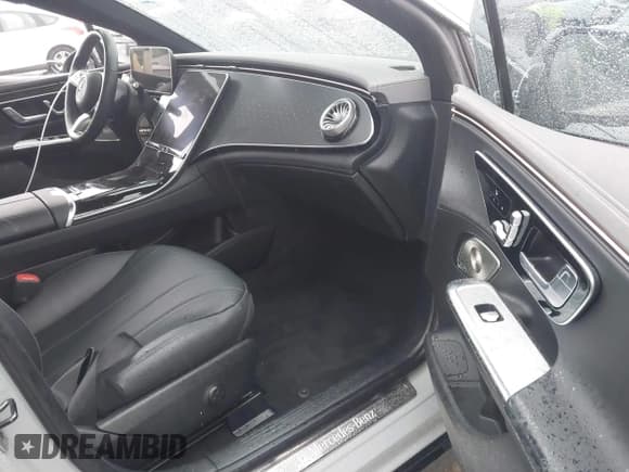 ✅ 2024 Mercedes-Benz EQE 350+ • VIN: W1KEG2BB9RF049242 • Лот: 41736058. Опубликован ранее на IAAI с пробегом 17 238 миль. Бесплатный доступ к архиву аукционных продаж из США и подробный отчёт об истории автомобиля на DreamBid. Изображение 5.