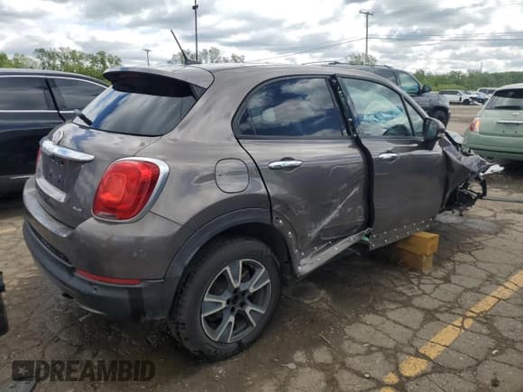 ✅ 2016 FIAT 500X Easy • VIN: ZFBCFYBT5GP347846 • Lot: 57870085. Listed on Copart with 81,899 mi. Free auction sales archive from the USA and detailed vehicle history report at DreamBid. Image 3.