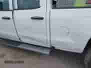 2019 Chevrolet Silverado 2500HD Work Truck z VIN 2GC2KREG7K1109849, wystawiony jako IAAI lot #41929119 z przebiegiem 168 182 mil mil oraz . Historia ofert i sprzedaży dostępna na DreamBid. Obrazek 13.