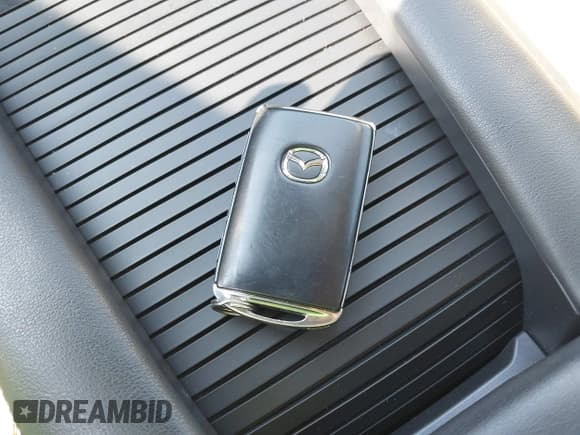 ✅ 2021 Mazda 6 Sport • VIN: JM1GL1UM8M1607384 • Lot: 42564135. Listed on IAAI with 66,798 mi. Free auction sales archive from the USA and detailed vehicle history report at DreamBid. Image 11.