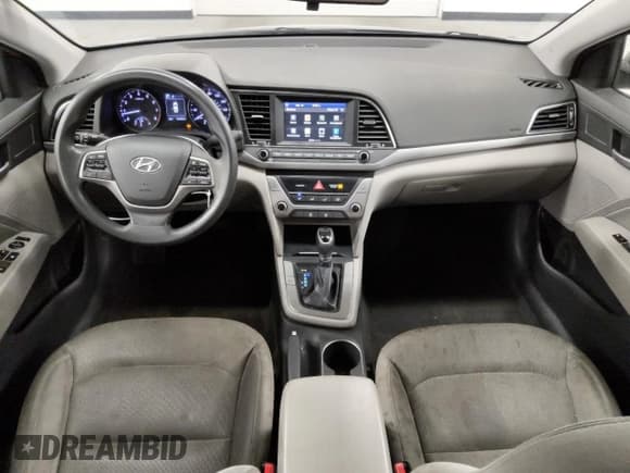 ✅ 2018 Hyundai Elantra Limited • VIN: 5NPD84LF9JH241996 • Lot: 86505945. Wystawiony na Copart z przebiegiem 121 042 mil. Bezpłatny archiwum sprzedaży aukcyjnych z USA i szczegółowy raport historii pojazdu na DreamBid. Zdjęcie 8.