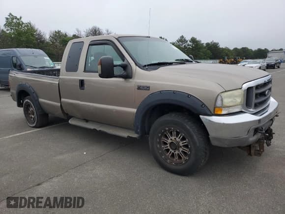 ✅ 2004 Ford F-250 XL • VIN: 1FTNX21L34EA81171 • Lot: 61242825. Wystawiony na Copart z przebiegiem 308 532 mil. Bezpłatny archiwum sprzedaży aukcyjnych z USA i szczegółowy raport historii pojazdu na DreamBid. Zdjęcie 4.