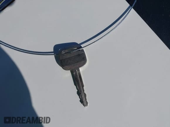 ✅ 2006 Toyota RAV4 Sport • VIN: JTMBK32V865003902 • Lot: 43339724. Listed on IAAI with 209,095 mi. Free auction sales archive from the USA and detailed vehicle history report at DreamBid. Image 11.