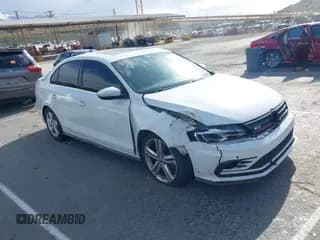✅ 2016 Volkswagen Jetta GLI SE • VIN: 3VW4T7AJ7GM311180 • Lot: 41958400. Wystawiony na IAAI z przebiegiem 168 374 mil. Bezpłatny archiwum sprzedaży aukcyjnych z USA i szczegółowy raport historii pojazdu na DreamBid. Zdjęcie 1.