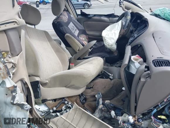 ✅ 2006 Toyota Tundra SR5 • VIN: 5TBET341X6S552427 • Lot: 43393544. Listed on IAAI with 341,757 mi. Free auction sales archive from the USA and detailed vehicle history report at DreamBid. Image 5.