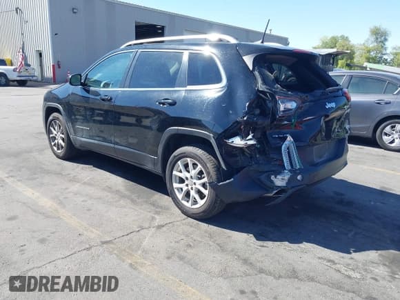 ✅ 2018 Jeep Cherokee Latitude Plus • VIN: 1C4PJMLX8JD619161 • Lot: 42933448. Listed on IAAI with 111,930 mi. Free auction sales archive from the USA and detailed vehicle history report at DreamBid. Image 3.