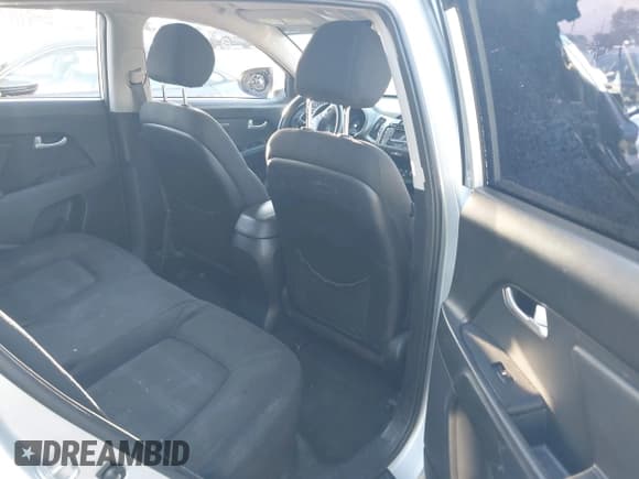 ✅ 2012 Kia Sportage LX • VIN: KNDPB3A22C7198862 • Lot: 43272092. Listed on IAAI with 146,674 mi. Free auction sales archive from the USA and detailed vehicle history report at DreamBid. Image 8.