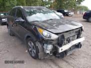 ✅ 2017 Kia Niro EX • VIN: KNDCC3LC0H5055171 • Lot: 43394294. Wystawiony na IAAI z przebiegiem 212 551 mil. Bezpłatny archiwum sprzedaży aukcyjnych z USA i szczegółowy raport historii pojazdu na DreamBid. Zdjęcie 1.