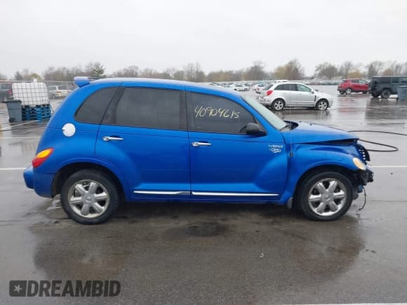 ✅ 2004 Chrysler PT Cruiser Touring • VIN: 3C8FY58B24T213464 • Lot: 40904615. Listed on IAAI with 121,447 mi. Free auction sales archive from the USA and detailed vehicle history report at DreamBid. Image 13.