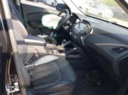 ✅ 2014 Hyundai Tucson SE • VIN: KM8JUCAG9EU819235 • Lot: 42106362. Wystawiony na IAAI z przebiegiem 122 000 mil. Bezpłatny archiwum sprzedaży aukcyjnych z USA i szczegółowy raport historii pojazdu na DreamBid. Zdjęcie 5.