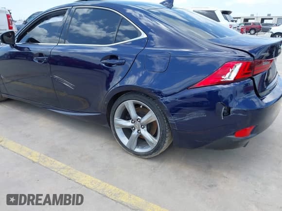 ✅ 2014 Lexus IS 350 • VIN: JTHBE1D20E5004506 • Lot: 42536350. Listed on IAAI with 129,545 mi. Free auction sales archive from the USA and detailed vehicle history report at DreamBid. Image 19.