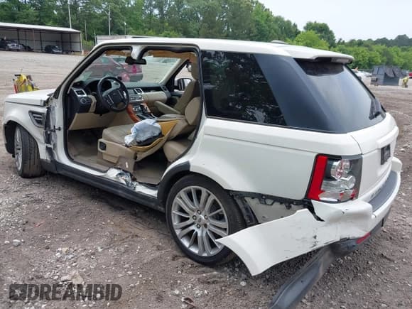 ✅ 2010 Land Rover Range Rover Sport HSE Lux • VIN: SALSK2D44AA235047 • Lot: 42290778. Listed on IAAI with 119,379 mi. Free auction sales archive from the USA and detailed vehicle history report at DreamBid. Image 3.