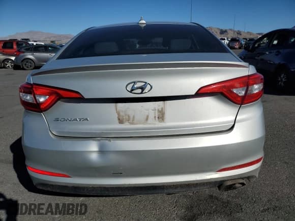 ✅ 2015 Hyundai Sonata SE • VIN: 5NPE24AF1FH193152 • Лот: 81411995. Опубликован ранее на Copart с пробегом 113 320 миль. Бесплатный доступ к архиву аукционных продаж из США и подробный отчёт об истории автомобиля на DreamBid. Изображение 6.