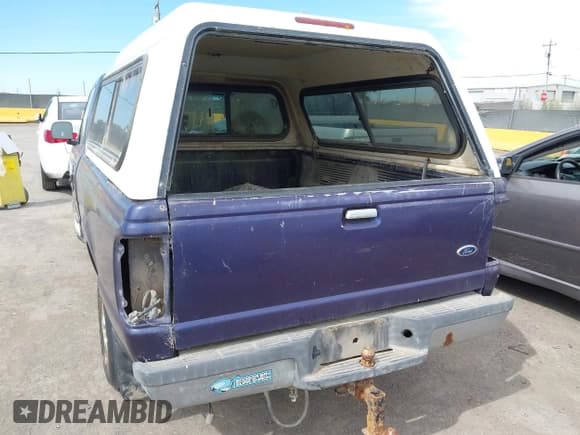 ✅ 1998 Ford Ranger XL • VIN: 1FTYR10C0WUC23276 • Лот: 42803616. Опубликован ранее на IAAI с пробегом 295 466 миль. Бесплатный доступ к архиву аукционных продаж из США и подробный отчёт об истории автомобиля на DreamBid. Изображение 6.