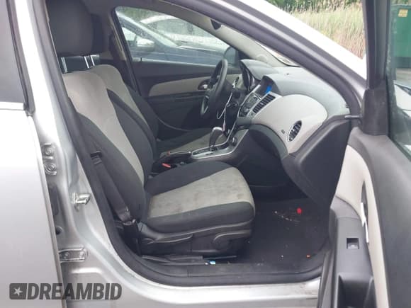 ✅ 2011 Chevrolet Cruze LS • VIN: 1G1PC5SH8B7287578 • Lot: 42445902. Listed on IAAI with 149,899 mi. Free auction sales archive from the USA and detailed vehicle history report at DreamBid. Image 5.