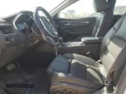 ✅ 2017 Chevrolet Impala LT • VIN: 2G1105S32H9147410 • Лот: 73674384. Опубликован ранее на Copart с пробегом 141 402 миль. Бесплатный доступ к архиву аукционных продаж из США и подробный отчёт об истории автомобиля на DreamBid. Изображение 7.