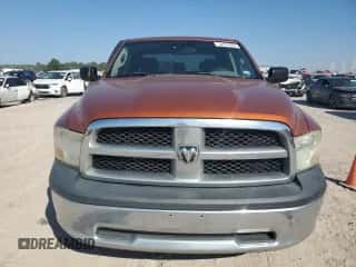 2010 Dodge 1500 SLT z VIN 1D7RB1CT9AS169314, wystawiony jako Copart lot #74573974 z przebiegiem 230 136 mil mil oraz Szkoda całkowita • Salvage title. Historia ofert i sprzedaży dostępna na DreamBid. Obrazek 5.