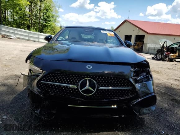 ✅ 2025 Mercedes-Benz CLE 300 • VIN: W1KMK4HBXSF054274 • Lot: 58193425. Wystawiony na Copart z przebiegiem 103 mil. Bezpłatny archiwum sprzedaży aukcyjnych z USA i szczegółowy raport historii pojazdu na DreamBid. Zdjęcie 5.