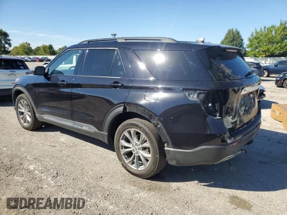 ✅ 2022 Ford Explorer XLT • VIN: 1FMSK8DH0NGB72623 • Lot: 83858475. Listed on Copart with 44,868 mi. Free auction sales archive from the USA and detailed vehicle history report at DreamBid. Image 2.