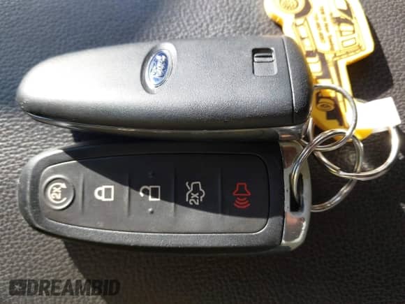 2017 Ford Escape Titanium z VIN 1FMCU9J94HUA64108, wystawiony jako IAAI lot #43571909 z przebiegiem 209 412 mil mil oraz . Historia ofert i sprzedaży dostępna na DreamBid. Obrazek 11.