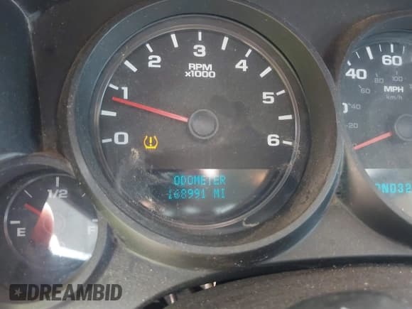 ✅ 2007 Chevrolet Silverado 1500 Work Truck • VIN: 1GCEC19X37Z650434 • Lot: 42532346. Listed on IAAI with 168,991 mi. Free auction sales archive from the USA and detailed vehicle history report at DreamBid. Image 7.