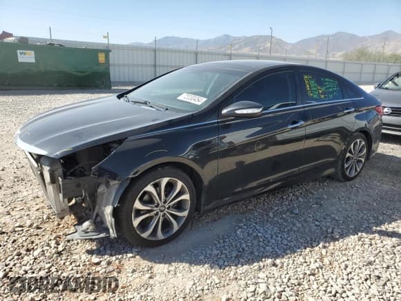 ✅ 2014 Hyundai Sonata Limited • VIN: 5NPEC4AB5EH818239 • Lot: 72030454. Listed on Copart with 115,810 mi. Free auction sales archive from the USA and detailed vehicle history report at DreamBid. Image 1.