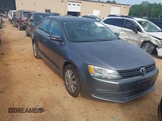 ✅ 2013 Volkswagen Jetta SE • VIN: 3VWBP7AJ8DM377342 • Лот: 42310411. Опубликован ранее на IAAI с пробегом 98 019 миль. Бесплатный доступ к архиву аукционных продаж из США и подробный отчёт об истории автомобиля на DreamBid. Изображение 1.