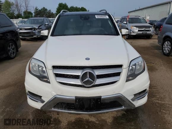 ✅ 2014 Mercedes-Benz GLK 250 • VIN: WDCGG0EB4EG244294 • Lot: 63588295. Listed on Copart with 155,235 mi. Free auction sales archive from the USA and detailed vehicle history report at DreamBid. Image 5.